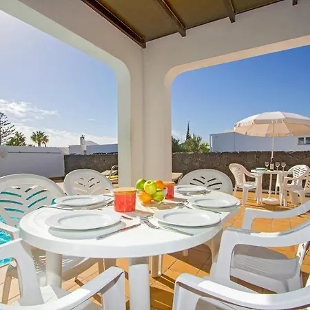 Вилла Puerto Del Carmen Sleeps 10 Pool Air Con Wifi