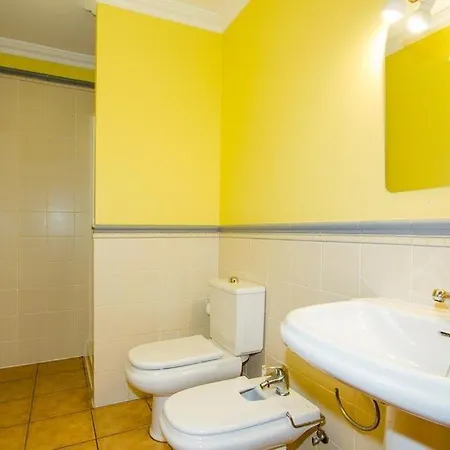 Вилла Puerto Del Carmen Sleeps 10 Pool Air Con Wifi Пуэрто дель Кармен